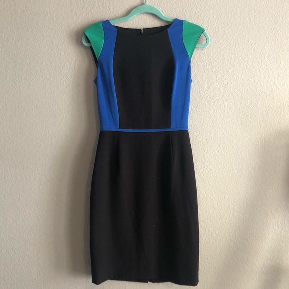 Tahari Dresses & Skirts - TAHARI Black blue and green cap sleeve sheath